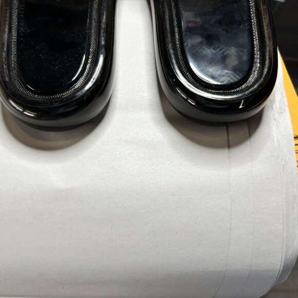 Pre-worn MINT Tory Burch Women's Size 6 Black Bubble Jelly Sandals - Picture 8 of 9